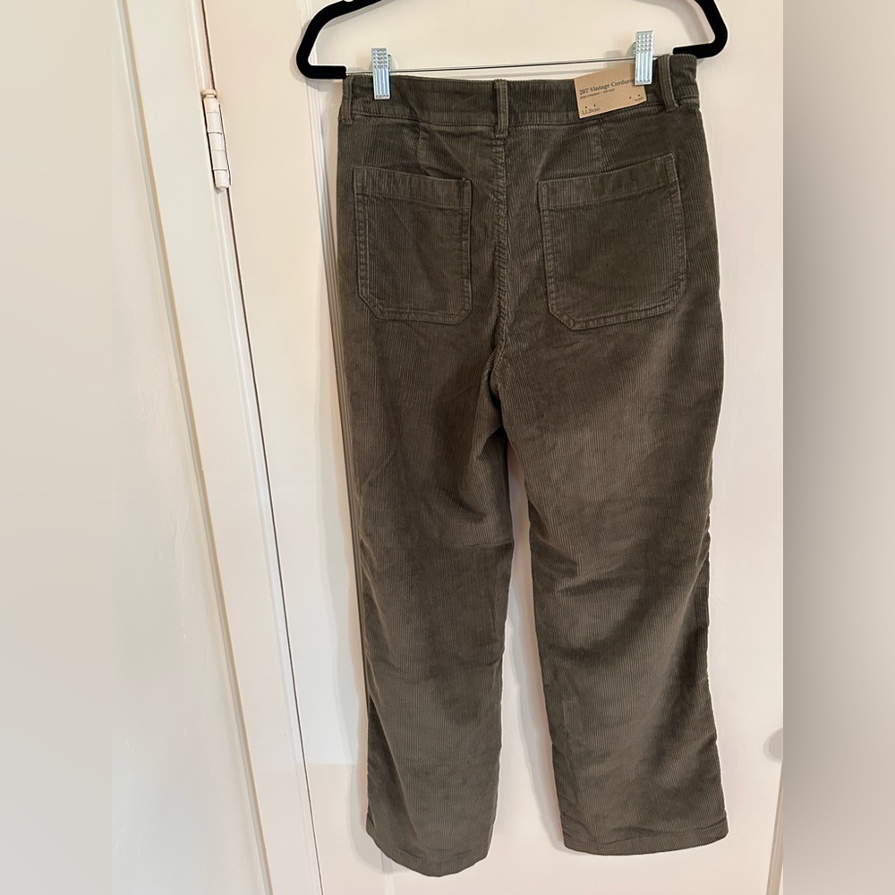L.L. Bean Women’s  Cotton Corduroy Wide Straight Pants Dark Loden NWT size 10 - Picture 3 of 7